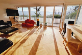 120qm noble, Uni ENC beside, 5min to MainStation or Autobahn, 50m to BusStop